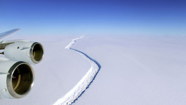 Antartika'daki yarık ilk kez görüntülendi