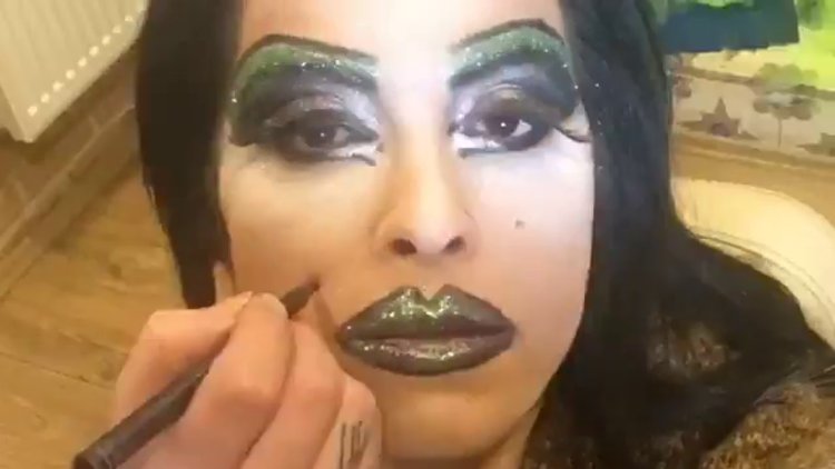 Nursel Köse bir makyajla Bülent Ersoy'a dönüştü