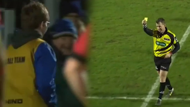 Top toplayıcı çocuğa sarı kart verdi