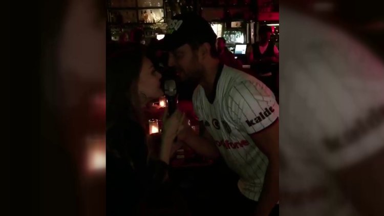Murat Boz ve Aslı Enver'den karaoke şov!