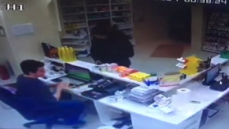 İstanbul Esenyurt'ta nöbetçi eczane soygunu