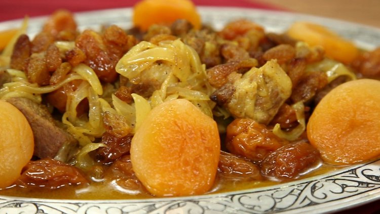 Kayısılı Erikli Azerbaycan Pilavı