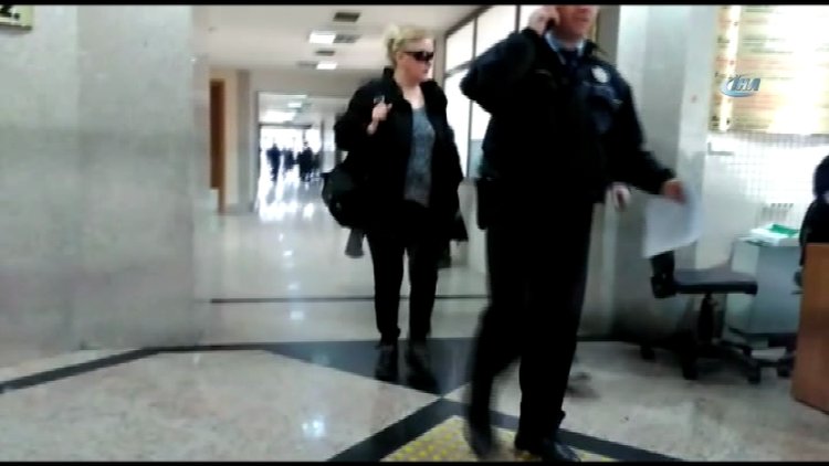 Nurseli İdiz İzmir'de gözaltına alındı