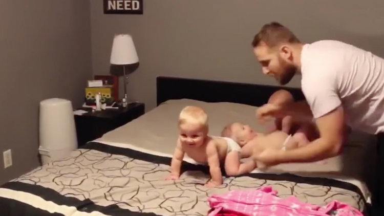 Baba ve üçüzlerle mücadelesi