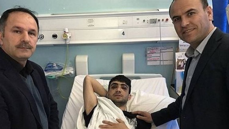 İngiliz basını aranan HDP'li Faysal Sarıyıldız'ın fotoğrafını paylaştı