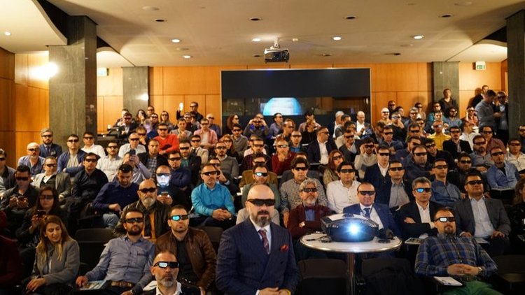 3 boyutlu burun ameliyatı canlı bağlantıyla yapıldı