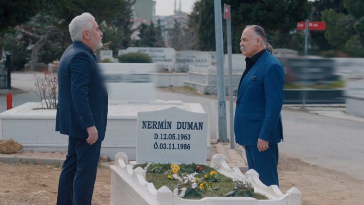 Kebapçı Celal ve Kudret, Nermin'in mezarı başında!