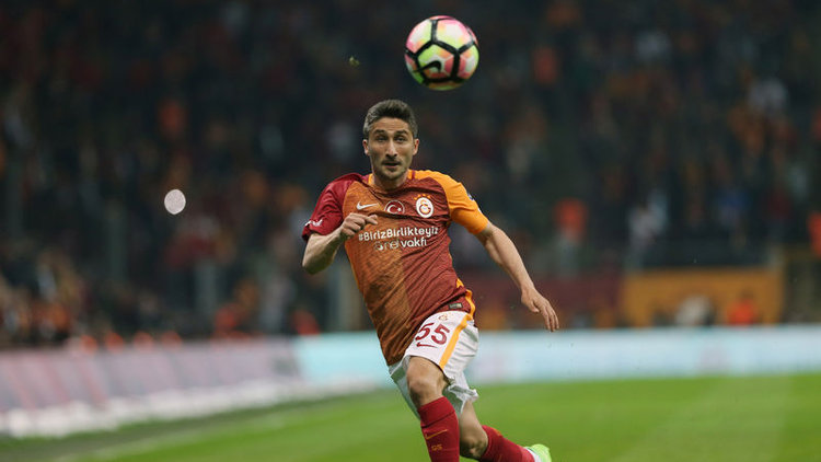 Sabri Sarıoğlu kaza yaptı!