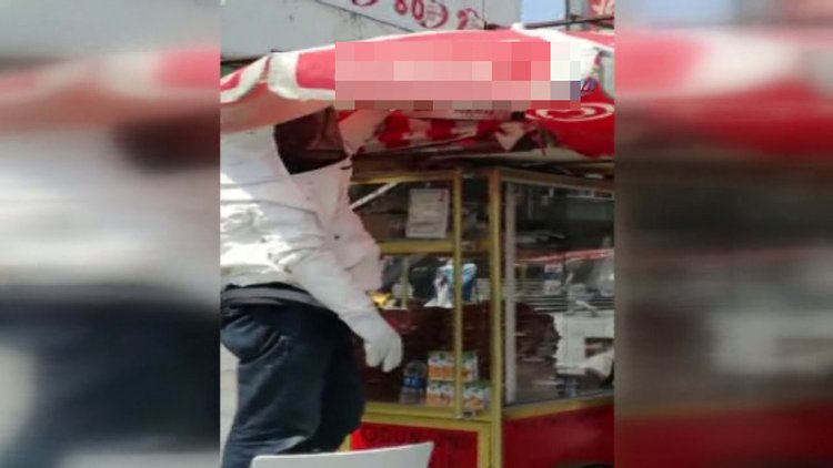 Şirinevler Meydanı'nı arılar bastı