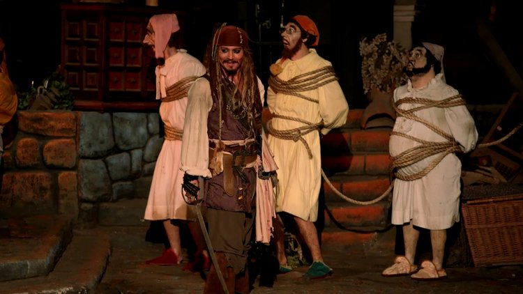 Johnny Depp'ten, Karayip Korsanları hayranlarına büyük sürpriz