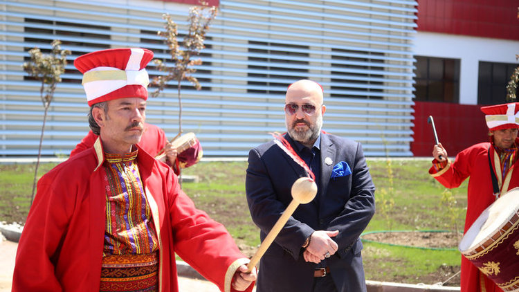 2. Abdülhamid'in torununa mehteranlı karşılama