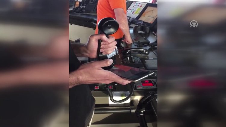 Barbaros Hayrettin Paşa gemisinden Rumlara "Mehterli" yanıt