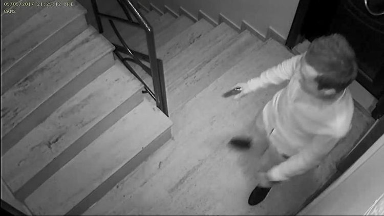 Saldırı anı kameralara yansıdı