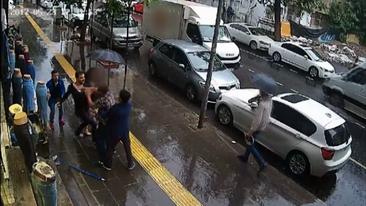 "Böyle yürüyemezsiniz" diye saldırdı