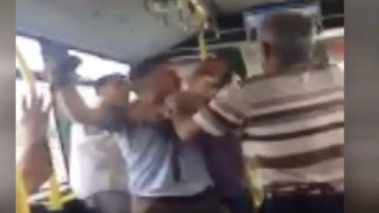 Yolcu kameraya çekti