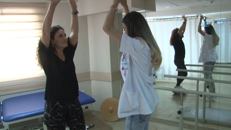 MS hastası kadın salsa yaparak yürümeye başladı