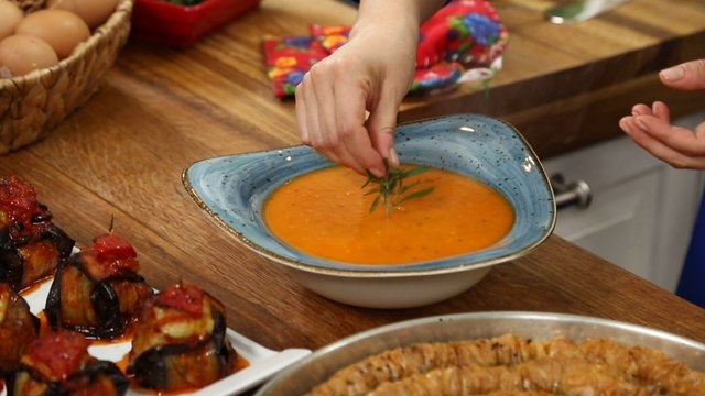 Sütlü Domates Çorbası