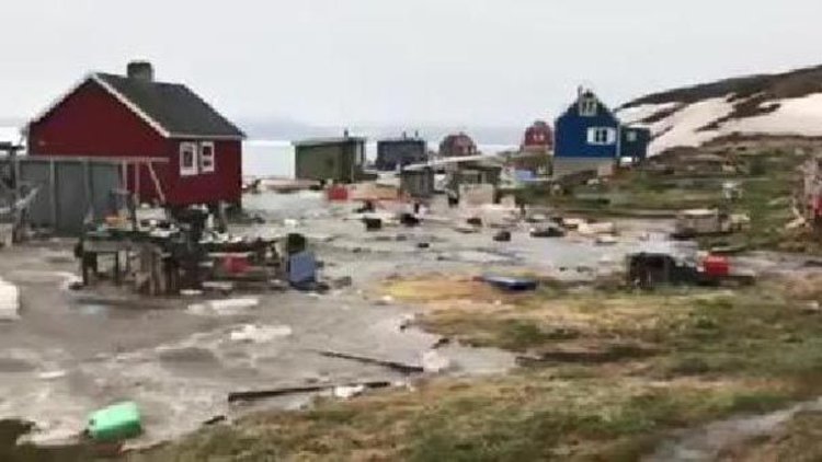 Önce deprem sonra tsunami