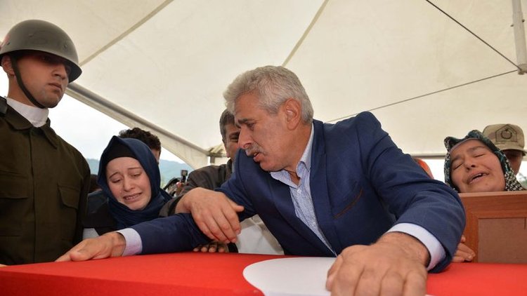 Babalar Günü&#039;nde evlat acısı