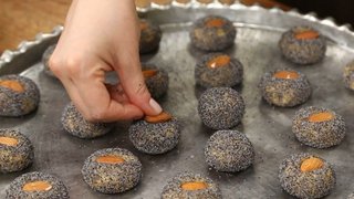 Nursel Ergin mutfaktaki konuğu ile Ramazan'a özel 