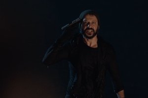 Davut kendini vurdu!