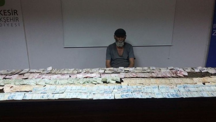 Dilenciden 71 bin lira çıktı