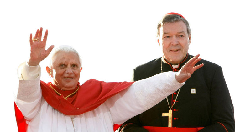 Vatikan'da çocuk tacizi skandalı