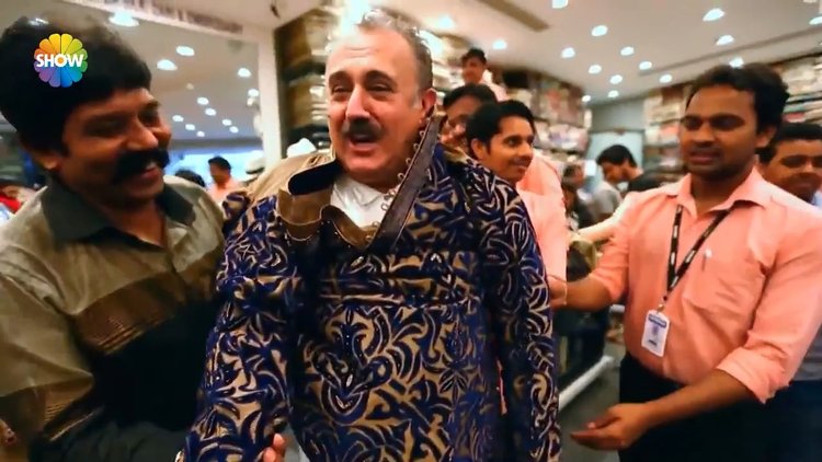 Faik Öztürk Hindistan'da alışverişe çıkarsa