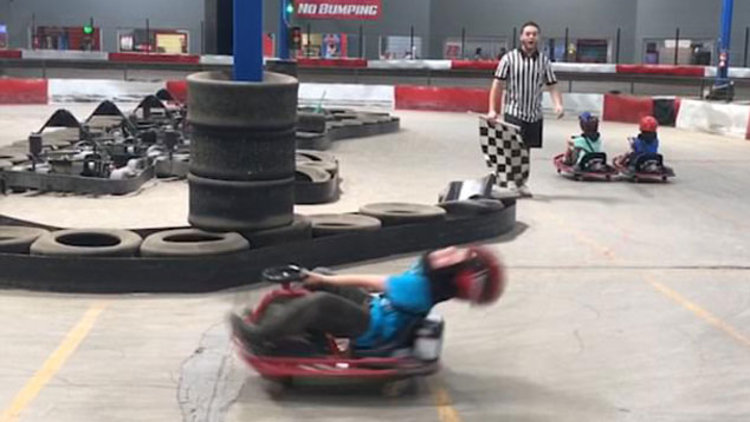 Dönme dolap değil, go-kart!
