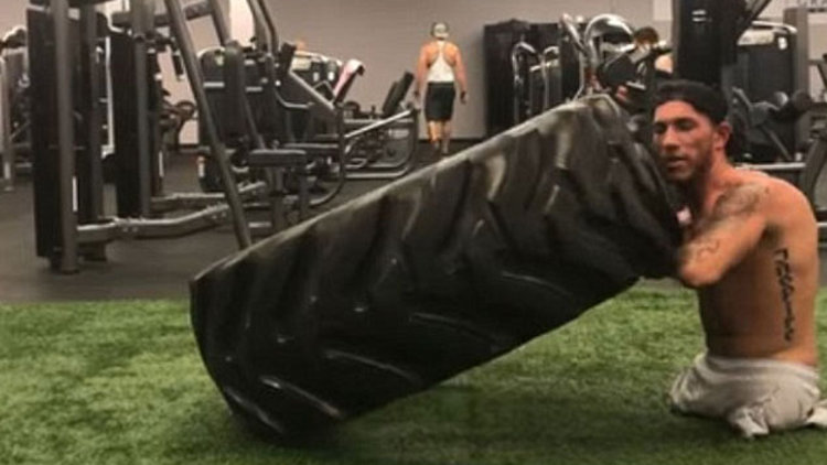 Azmiyle herkese örnek oldu