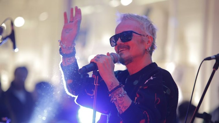 Sanatçı Harun Kolçak hayatını kaybetti