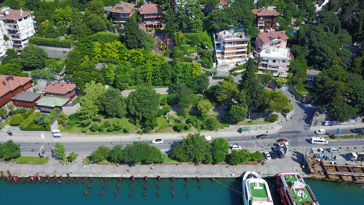 Kapatıldığı iddia edilen Aşiyan, Yıldız ve Maçka Parkı havadan görüntülendi