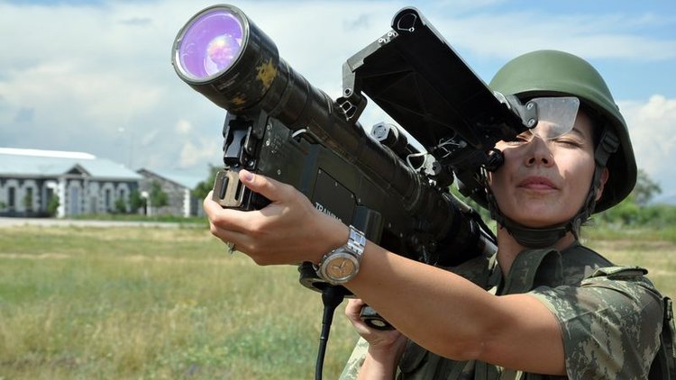 Sınırımız kadın askerlere emanet