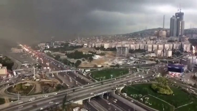 30 saniyede İstanbul'daki havanın değişimi