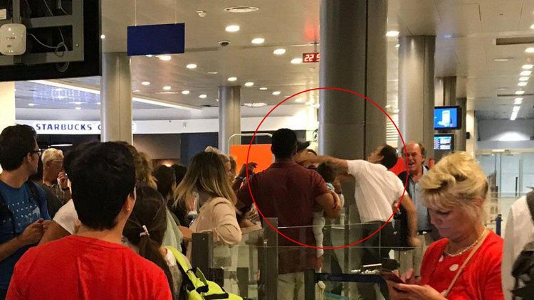 Bebekli yolcuya yumruk