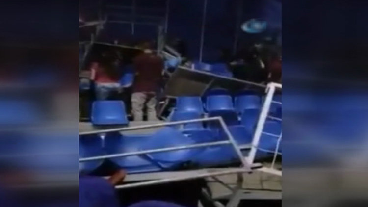 Kolombiya'da sirk tribünü çöktü! Çok sayıda yaralı!