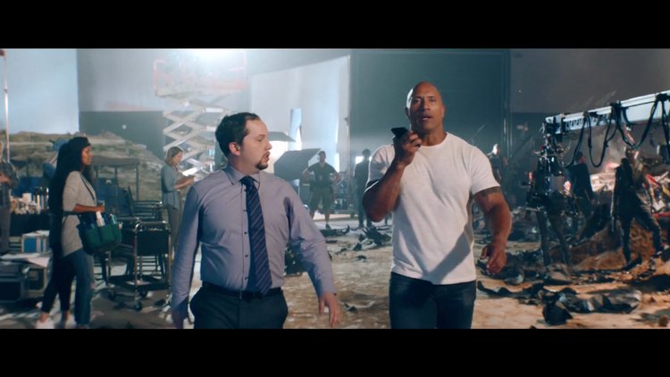 Dwayne Johnson ile eğlenceli Siri reklam filmi