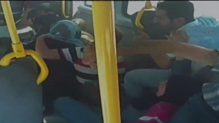 Yolcular ölümden döndü