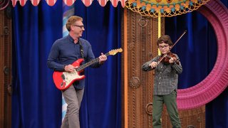 Sosyal medyada baba oğul yaptıkları kayıtlar ile büyük ses getiren Paul ve Eren Güldüy Güldüy Show Çocuk'un konuğu oldu.