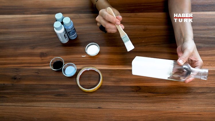 Cam şişelerle ev süsleme sanatı