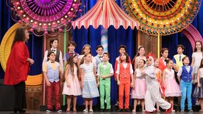 Güldüy Güldüy Çocuk Korosu'ndan "Horozumu Kaçırdılar" performansı!