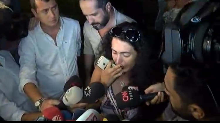 Filiz Aker'in yeğeni Dora Ercan yaşananları anlattı