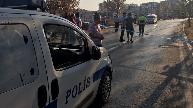 İzmir Buca'daki patlamanın ardından olay yerinden görüntüler!