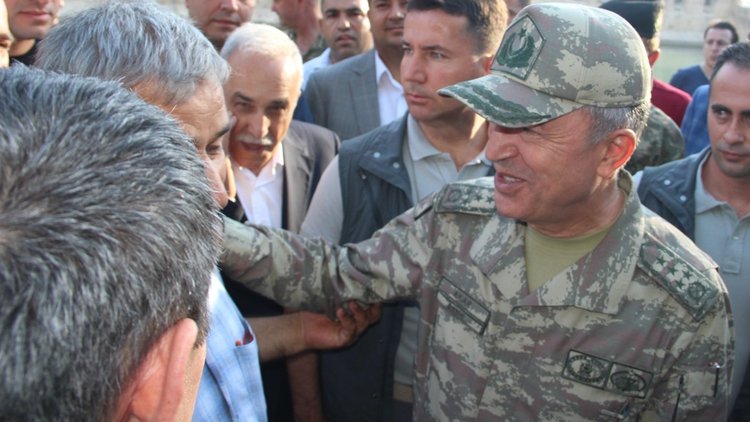 Genelkurmay Başkanı Akar'dan turistlere kebap esprisi