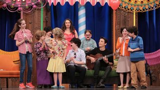 Arkadaşı ile birlikte yurtdışı seyahatine çıkmak isteyen Burcu'nun ailesi İsmail ve Yeter izin verecek mi?