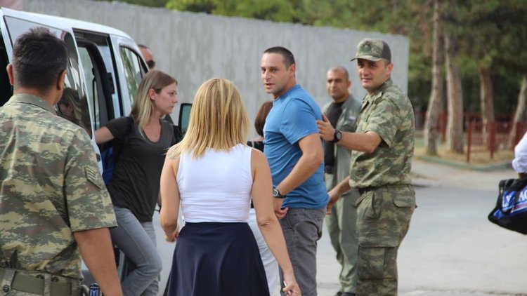 Kerem Kılıçdaroğlu birliğine teslim oldu