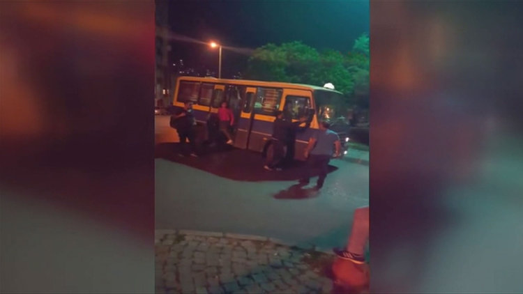 Yolcu kapma yarışına giriştiler