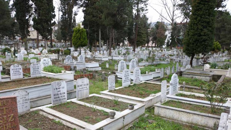 Hediye olarak bedava mezar