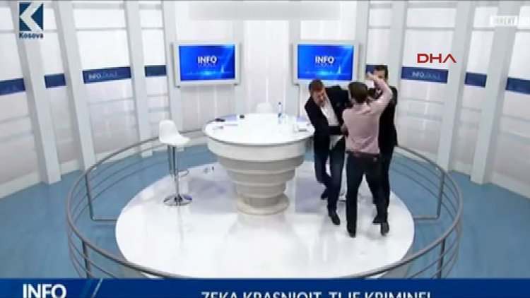 Kosova'da iki milletvekili canlı yayında yumruk yumruğa birbirine girdi