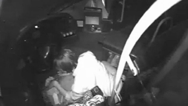 Otobüsleri böyle soyuyor